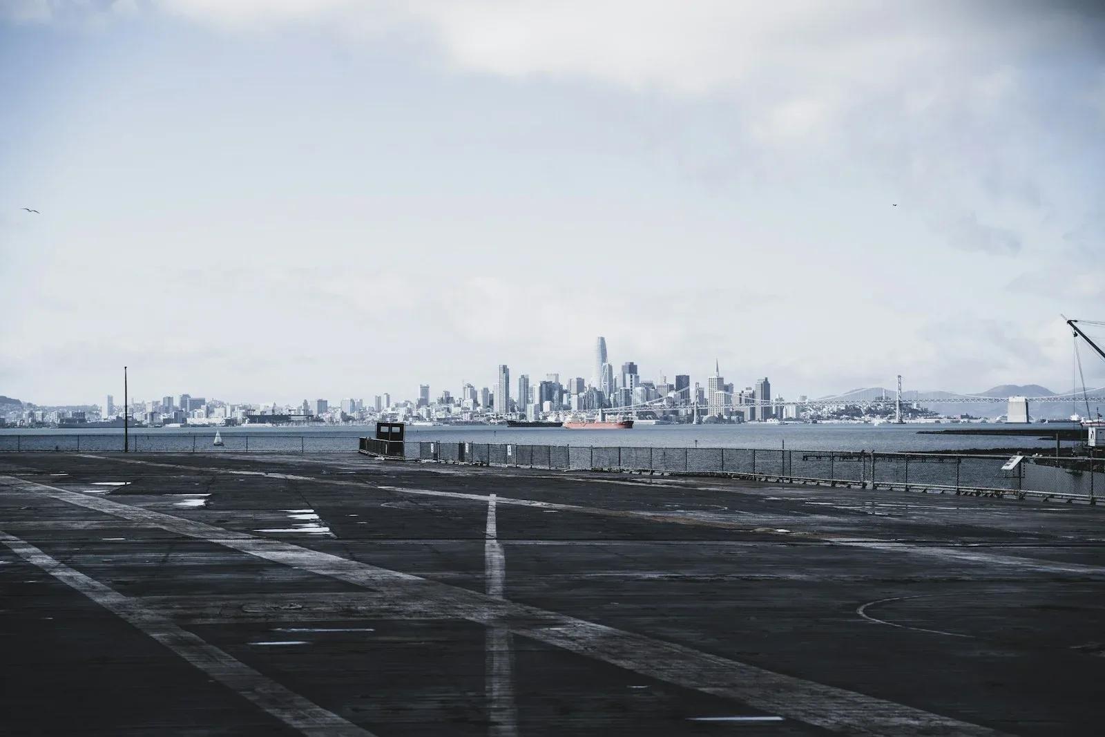 Charles de Gaulle en Méditerranée : coût, mission et impact sur l'OTAN en 2026