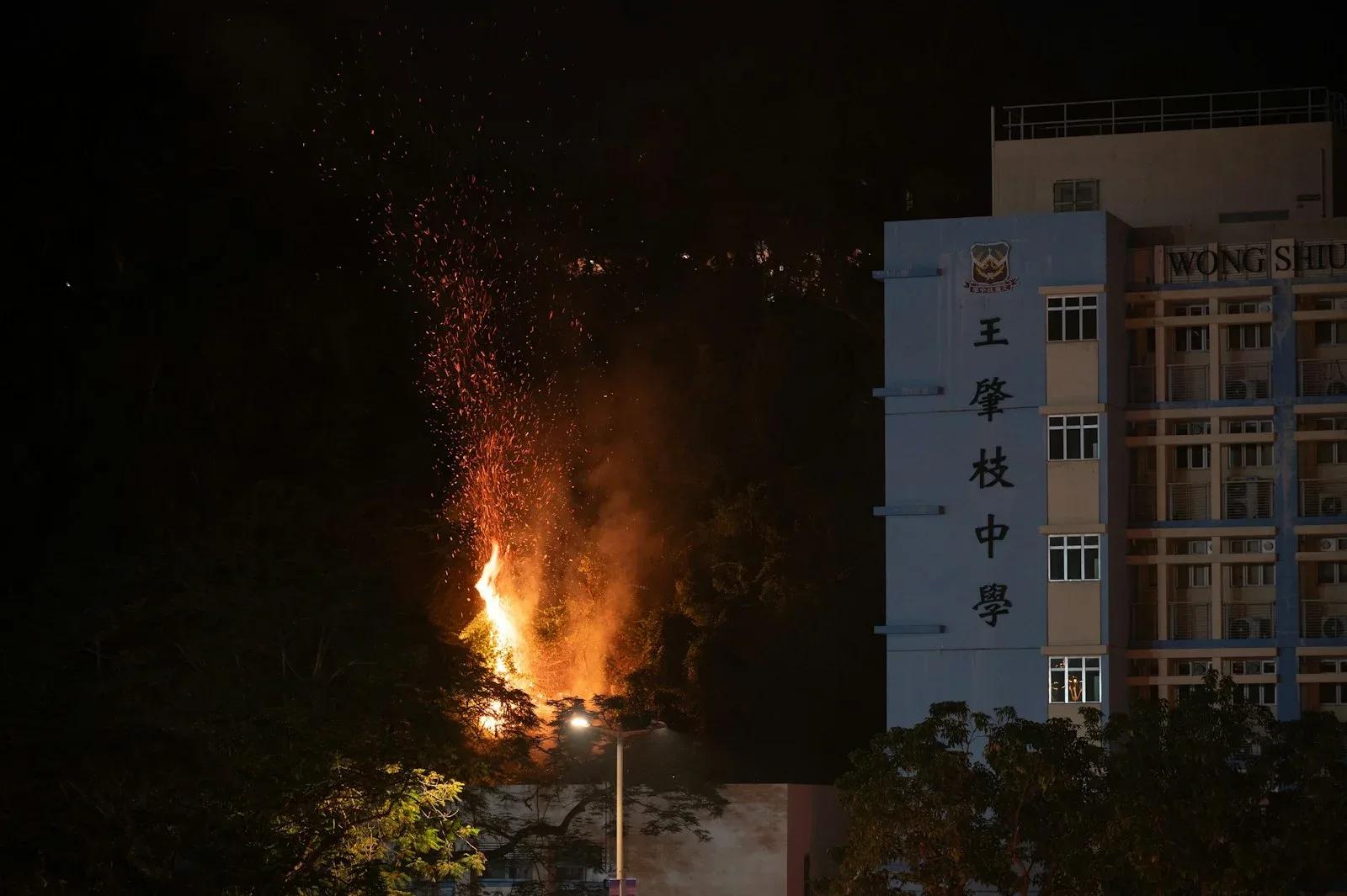 Explosion à l'ambassade US d'Oslo : contexte, suspect et suites diplomatiques