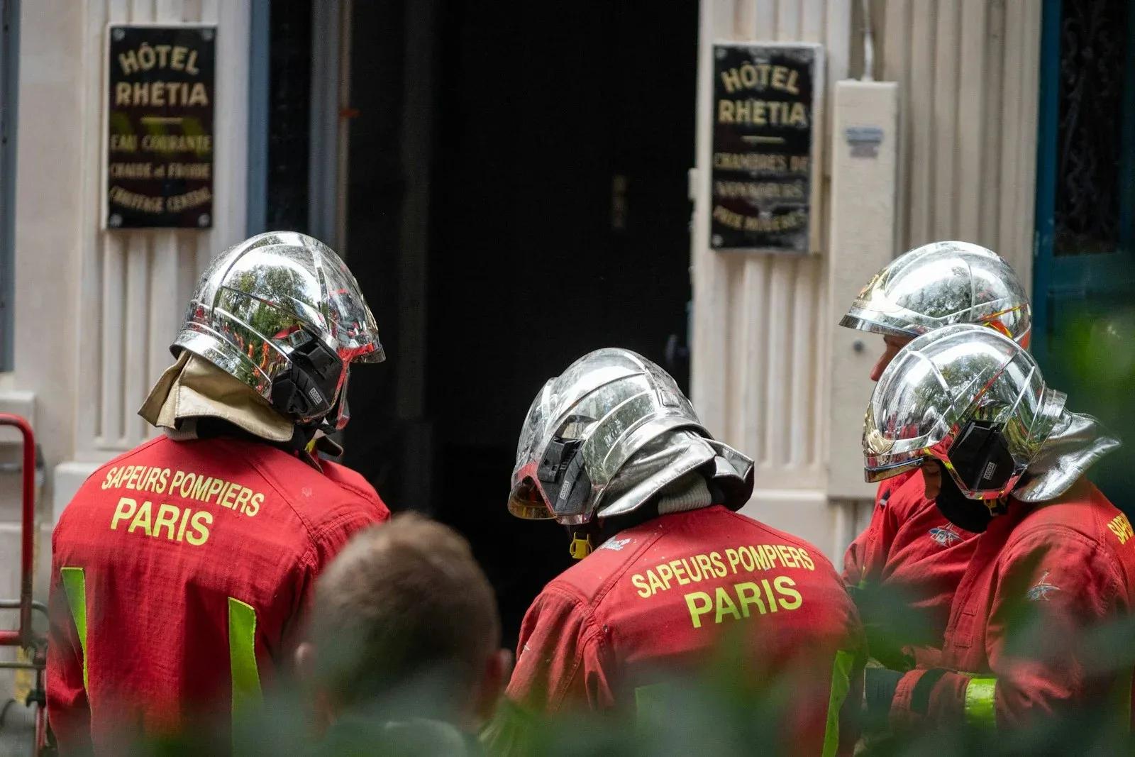 Incendie de Crans-Montana : mousse acoustique, flashover et chaîne des responsabilités