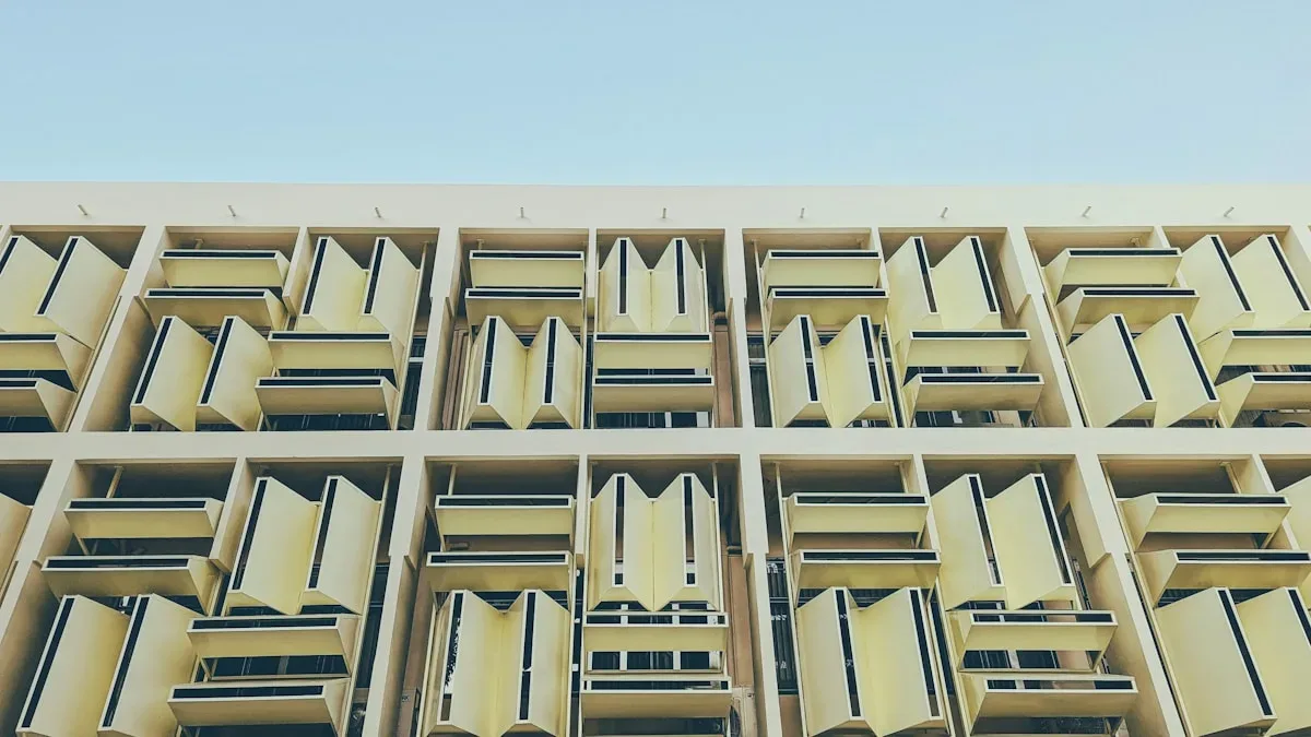 Exemple de Sur le front du Donbass