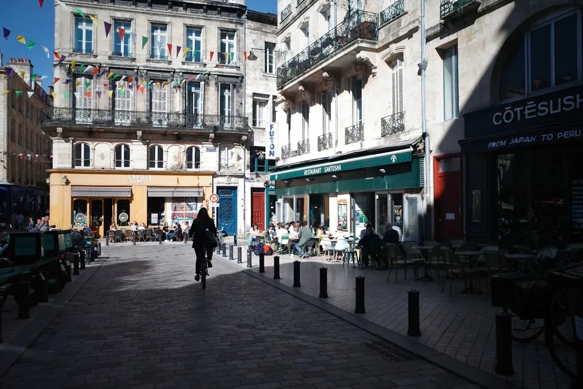 Municipales 2026 à Bordeaux : Bastide, Saint-Michel, Chartrons : quels enjeux quartier par quartier ?