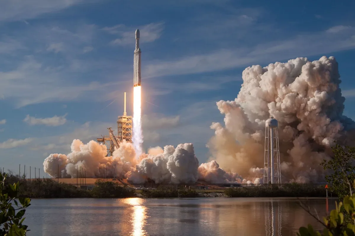 Spectaculaire explosion au décollage de la fusée géante : 5 grandes explosions de fusées en chiffres : Starship est-il un...