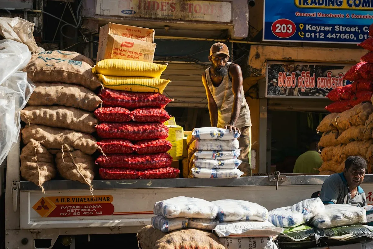 ONG aide alimentaire au Yémen : comment soutenir les populations : L'aide alimentaire arrive-t-elle vraiment aux populati...